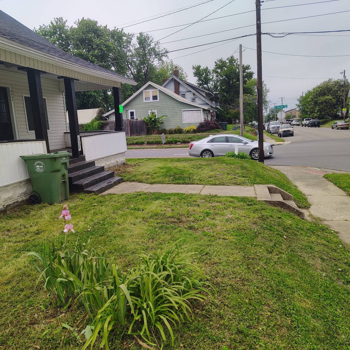 House for rent at 1302 Daviess St, Owensboro, KY 42303