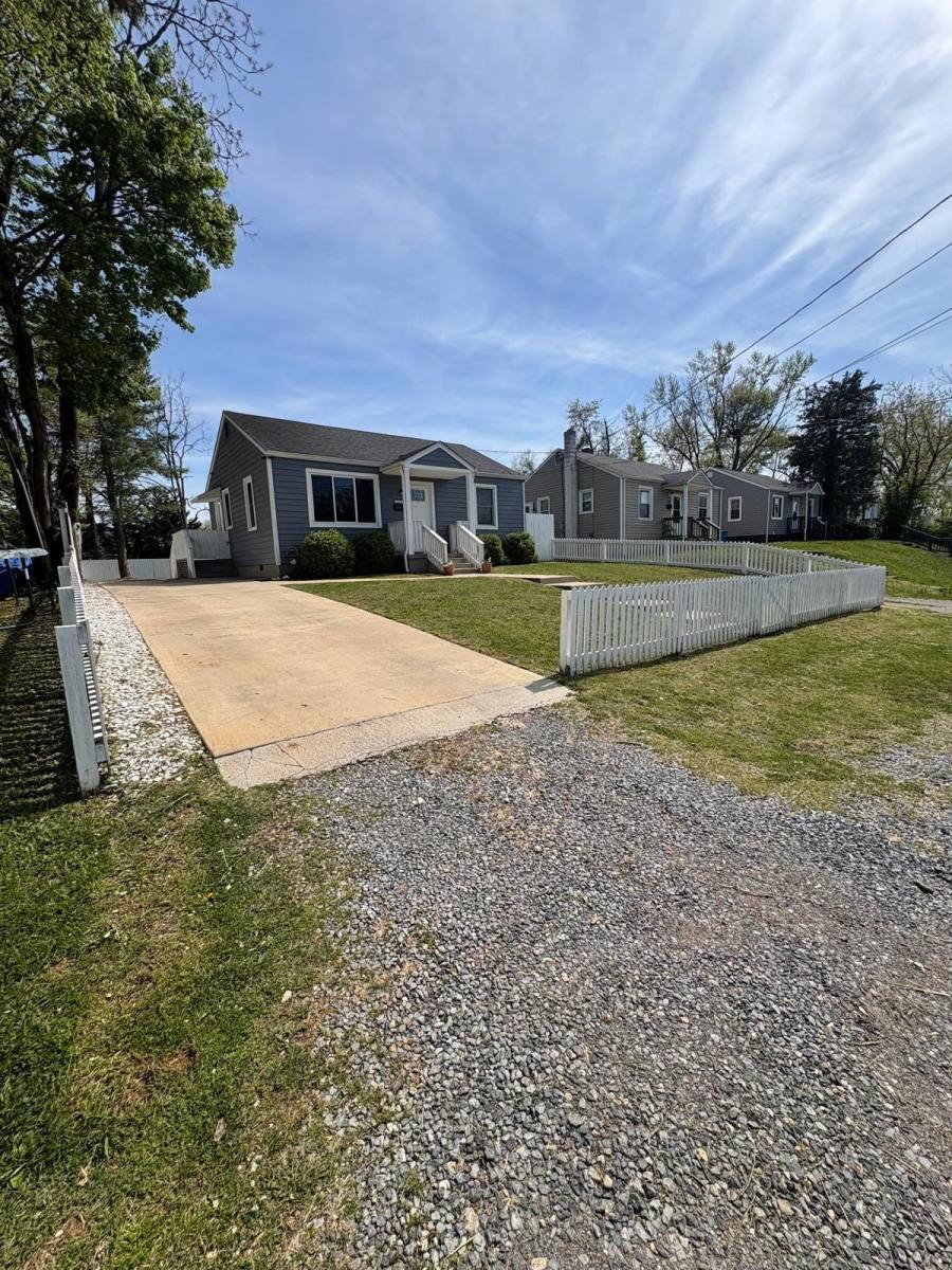 House for rent at 1331 Dudley St NW, Roanoke, VA 24017