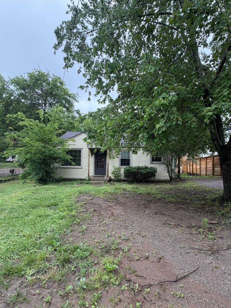 House for rent at 1719 Luton St, Nashville, TN 37207