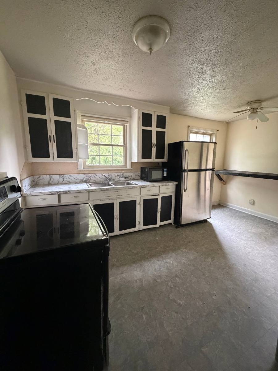 House for rent at 1719 Luton St, Nashville, TN 37207