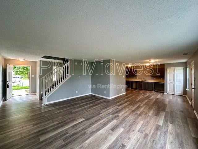 House for rent at 25 Snowflake Circle, Greenwood, IN 46143
