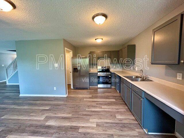 House for rent at 25 Snowflake Circle, Greenwood, IN 46143