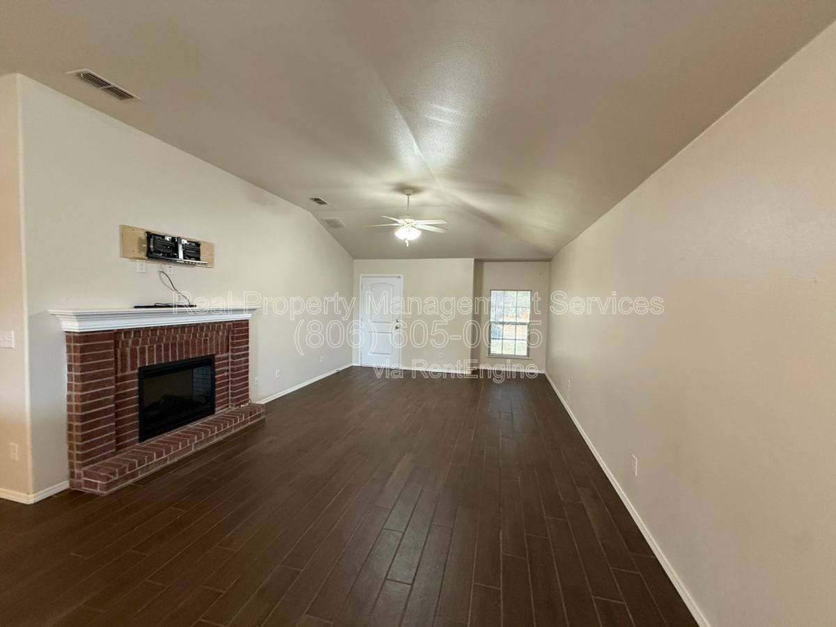House for rent at 9104 Quincy Ave, Lubbock, TX 79424