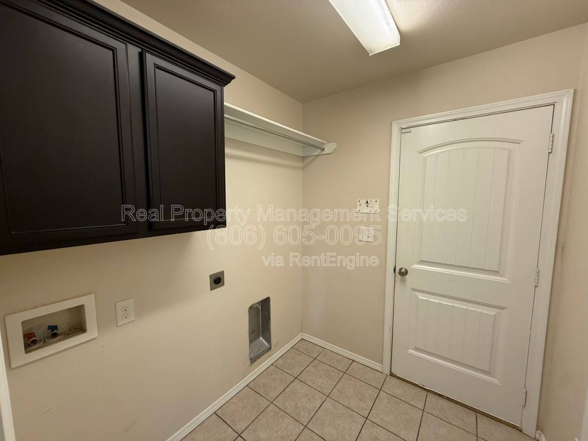 House for rent at 9104 Quincy Ave, Lubbock, TX 79424