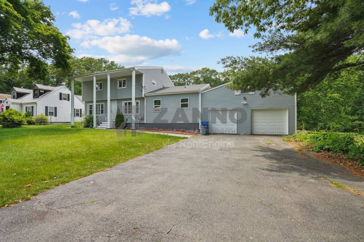 Apartment for rent at 40 Olney Ave, Lincoln, RI 02865