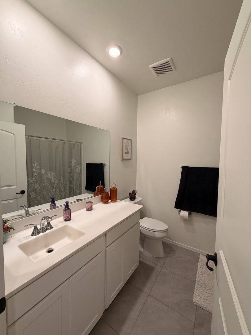 House for rent at 9020 E Pantano Bluff Dr, Tucson, AZ 85730