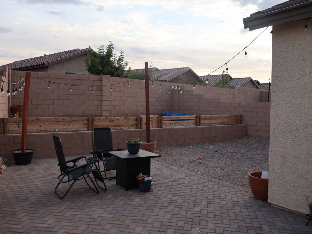 House for rent at 9020 E Pantano Bluff Dr, Tucson, AZ 85730