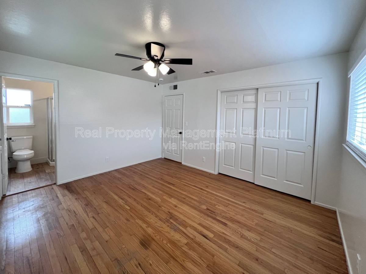 House for rent at 4467 N Van Dyke Ave, Fresno, CA 93705