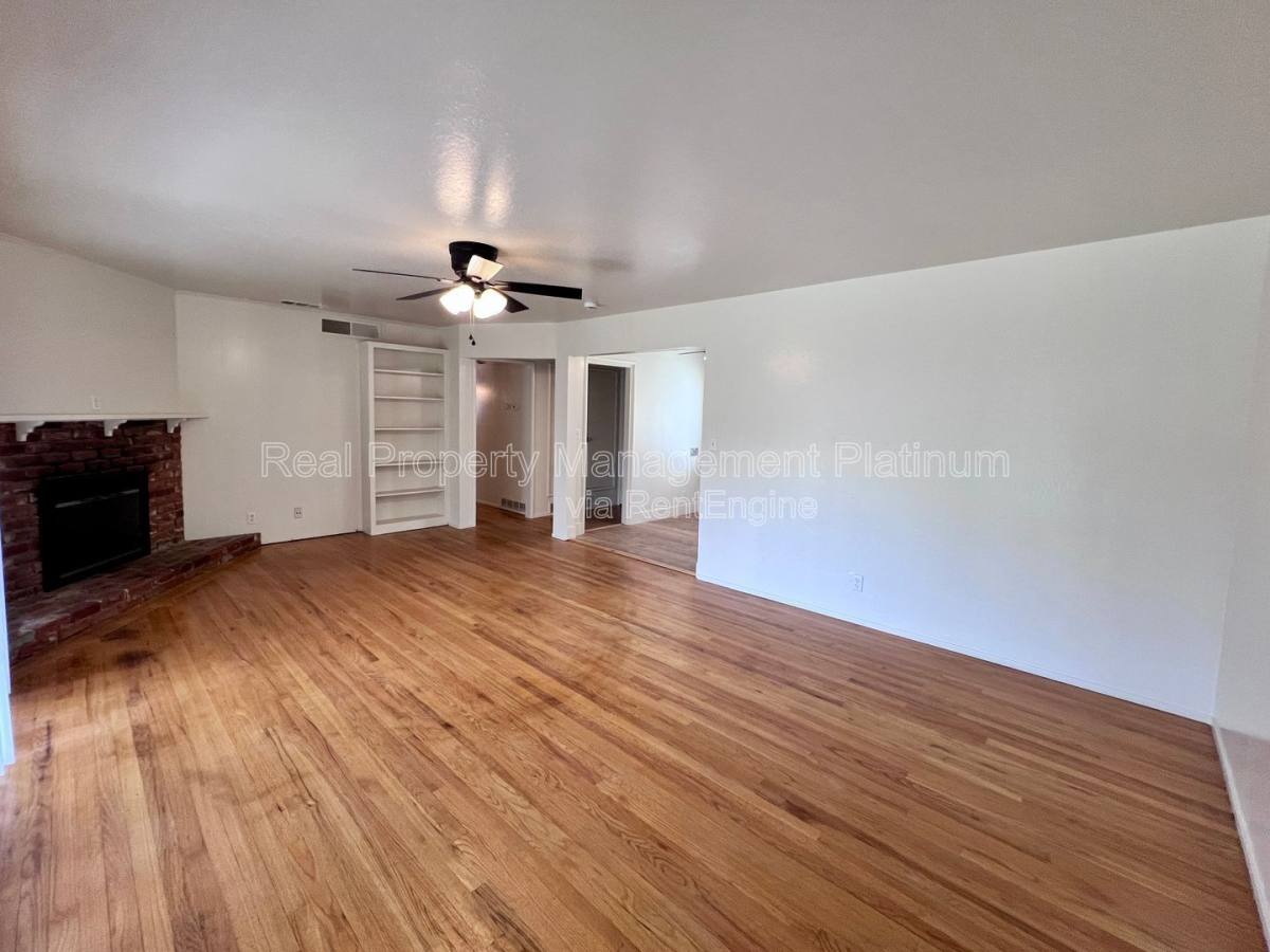 House for rent at 4467 N Van Dyke Ave, Fresno, CA 93705