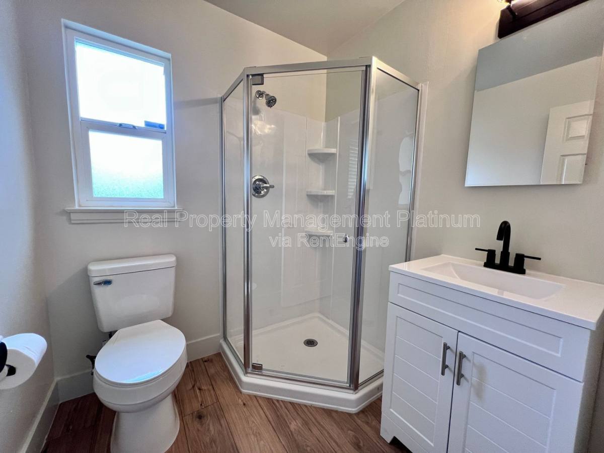 House for rent at 4467 N Van Dyke Ave, Fresno, CA 93705
