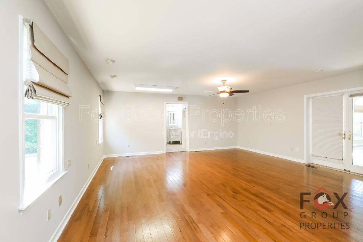 House for rent at 2049 Charlotte Highway, Mooresville, NC 28117