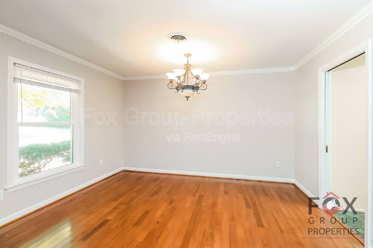 House for rent at 2049 Charlotte Highway, Mooresville, NC 28117