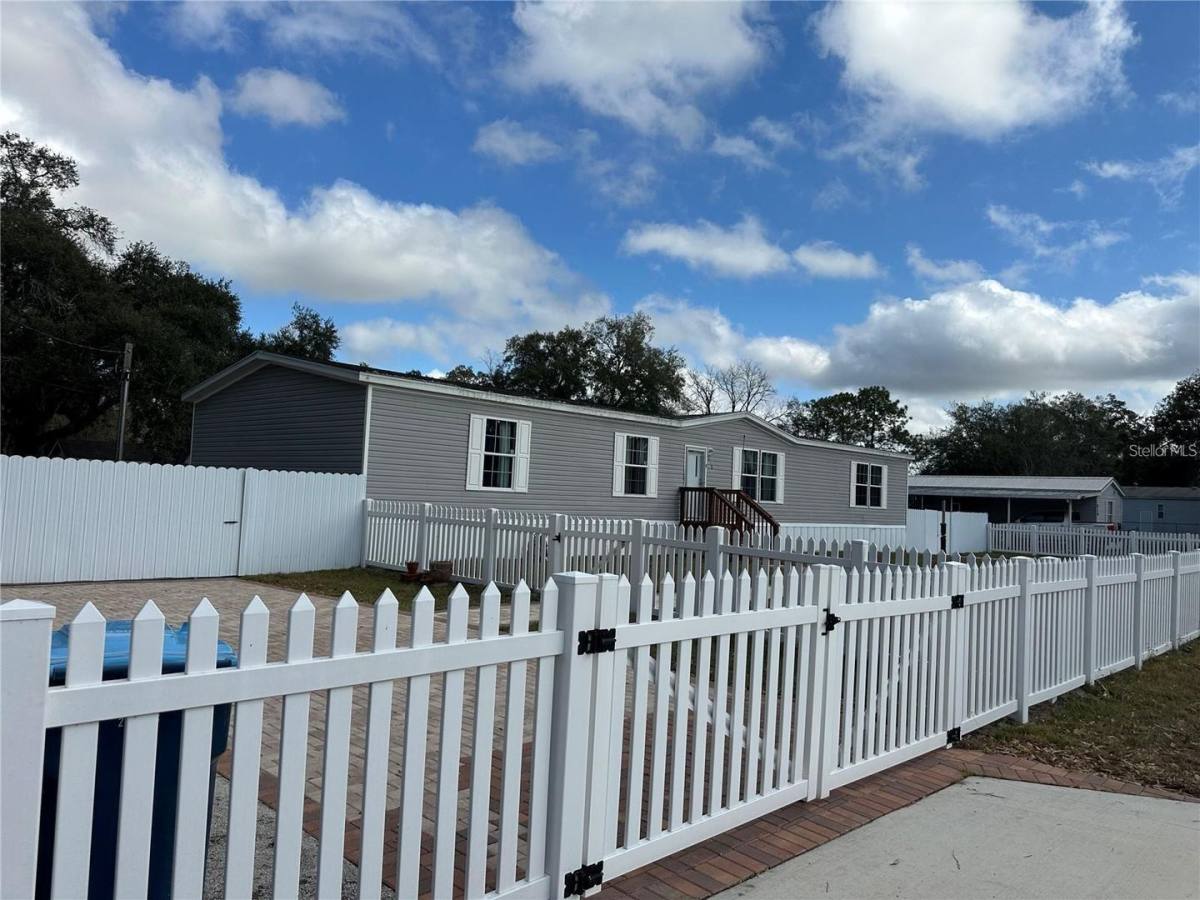 House for rent at 618 1st St, Polk City, FL 33868