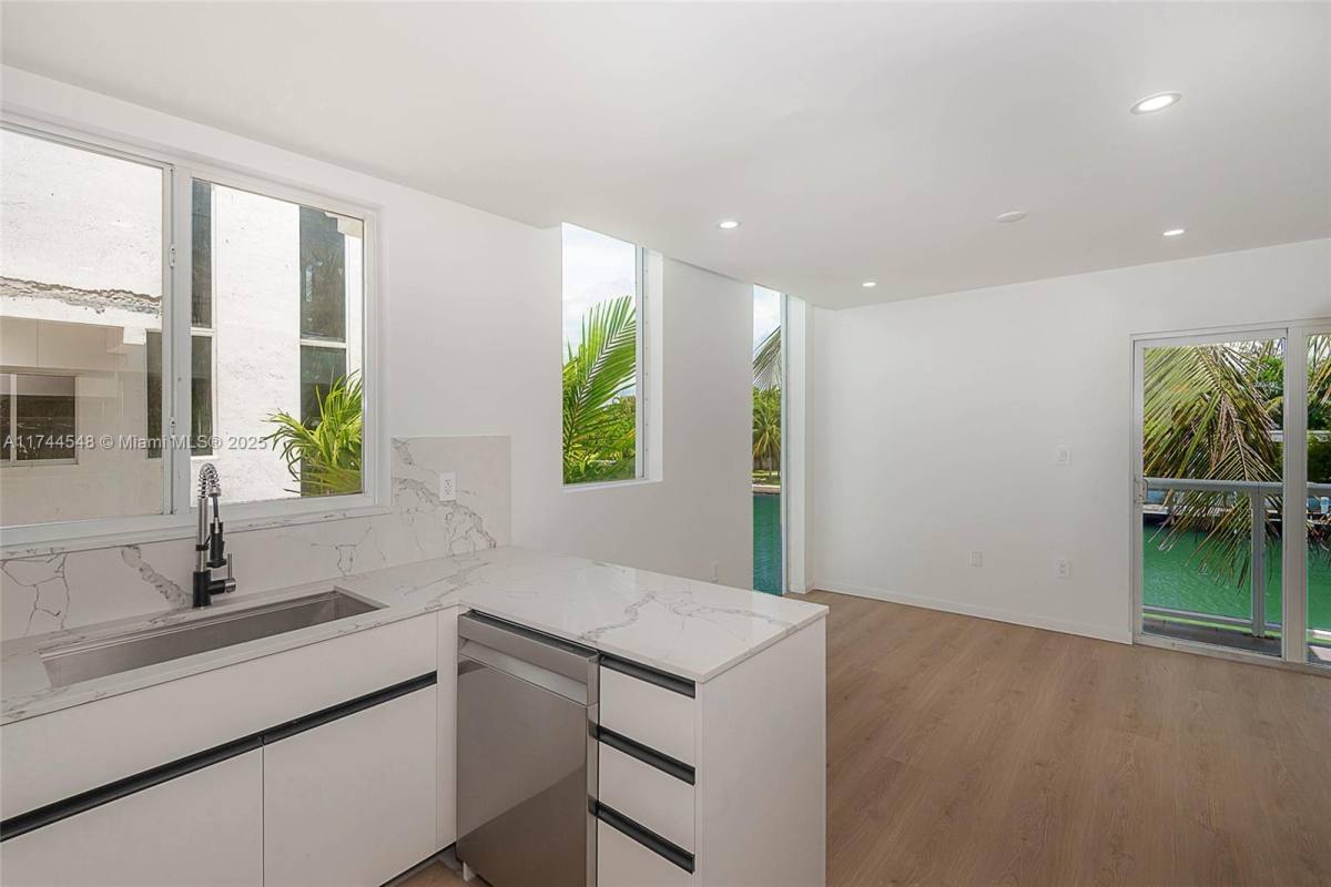 Townhouse for rent at 1975 Calais Dr #3, Miami Beach, FL 33141