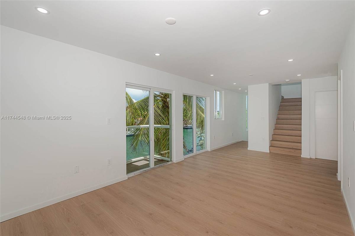 Townhouse for rent at 1975 Calais Dr #3, Miami Beach, FL 33141