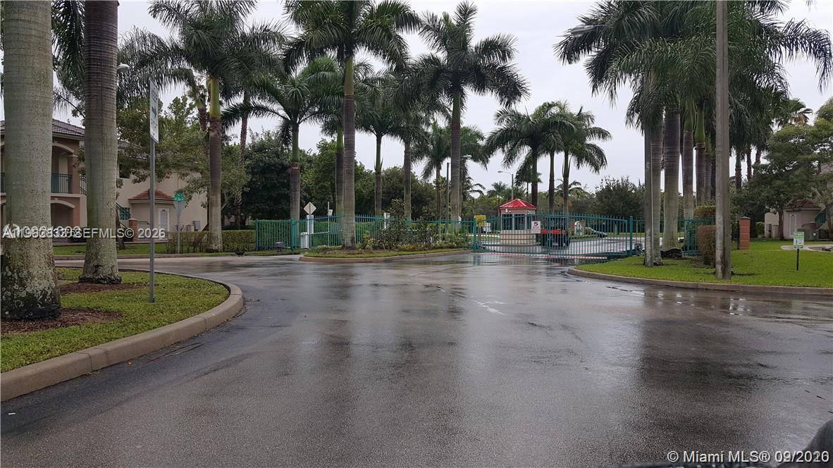 Townhouse for rent at 1260 SE 31st Court, Homestead, FL 33035