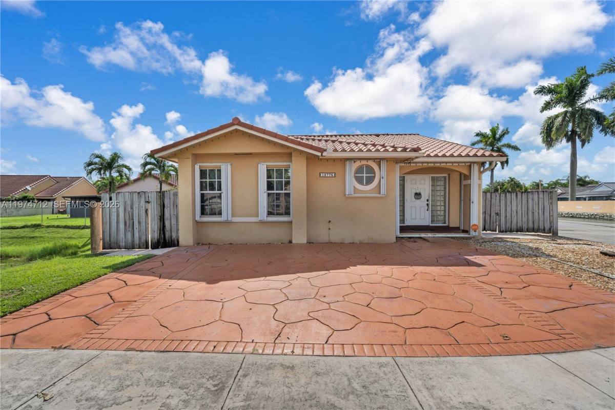 House for rent at 12775 SW 59th St, Miami, FL 33183