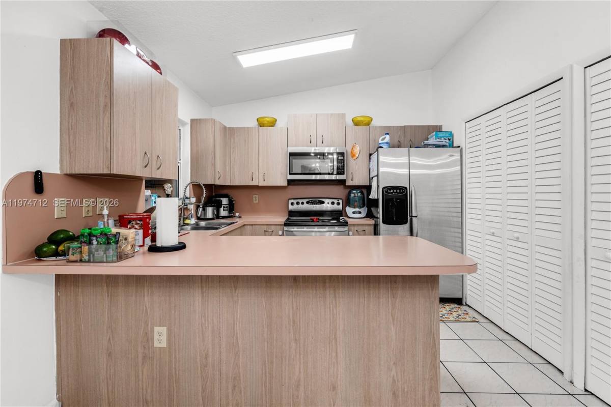 House for rent at 12775 SW 59th St, Miami, FL 33183