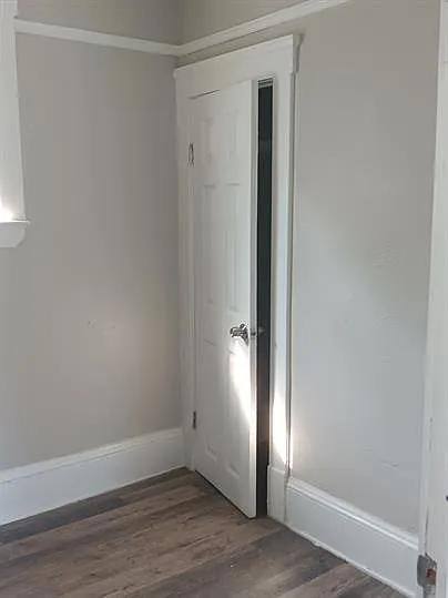 House for rent at 1087 E 64th St, Cleveland, OH 44103