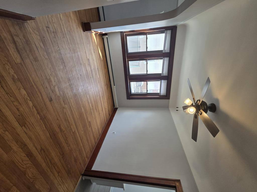 Apartment for rent at 2434 4th St, Trenton, MI 48183