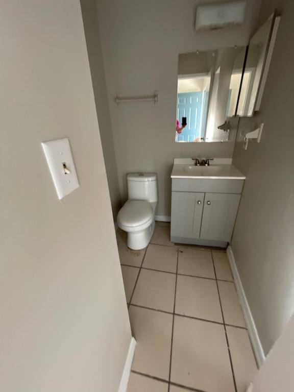 Townhouse for rent at 722 W Columbia Ave, Kissimmmee, Floor, Kissimmee, FL 34741