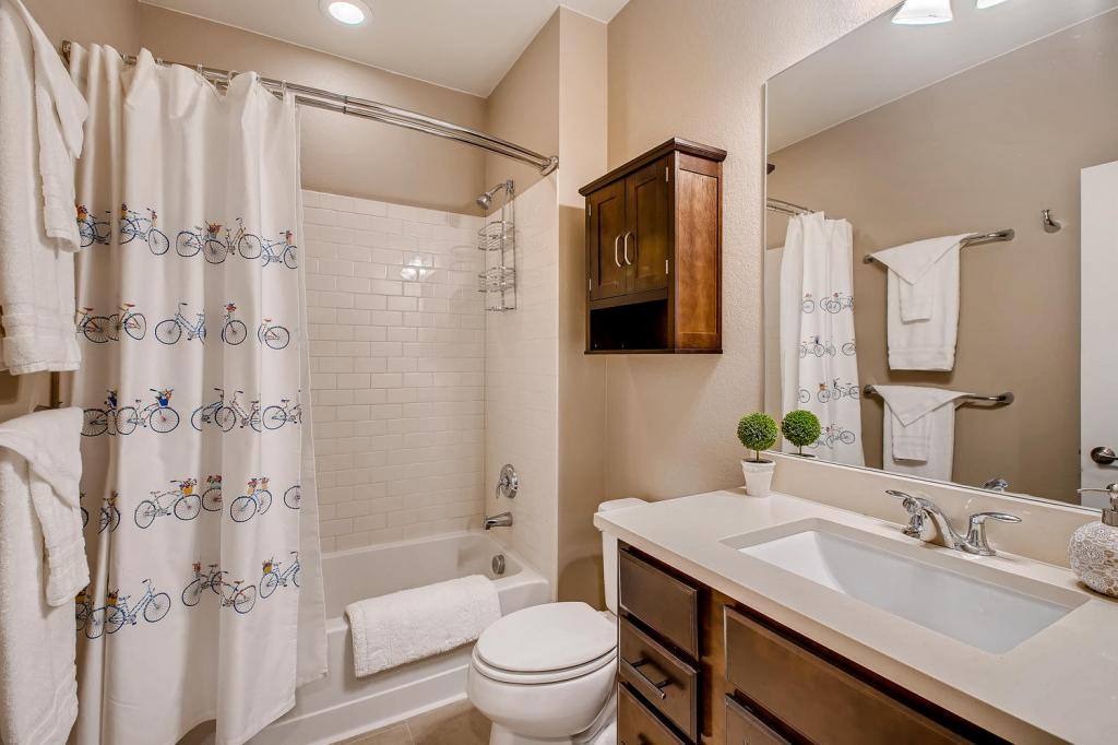 Townhouse for rent at 10068 Town Ridge Lane, Lone Tree, CO 80124