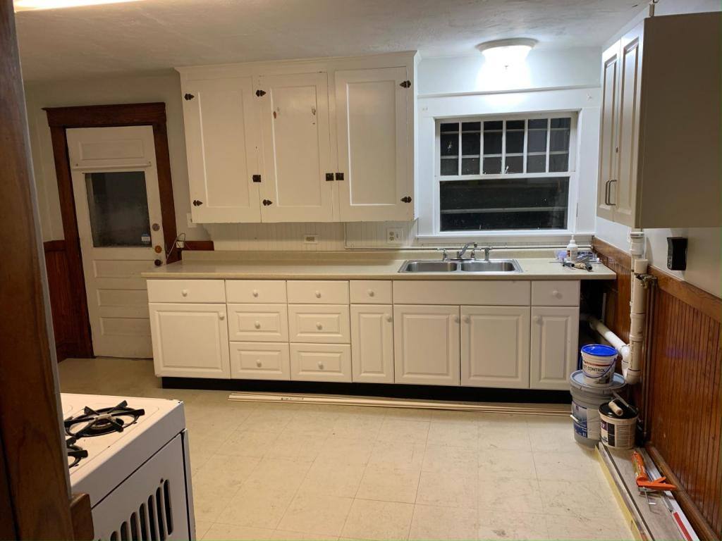 Apartment for rent at 417 Granite St, Manchester, NH 03102