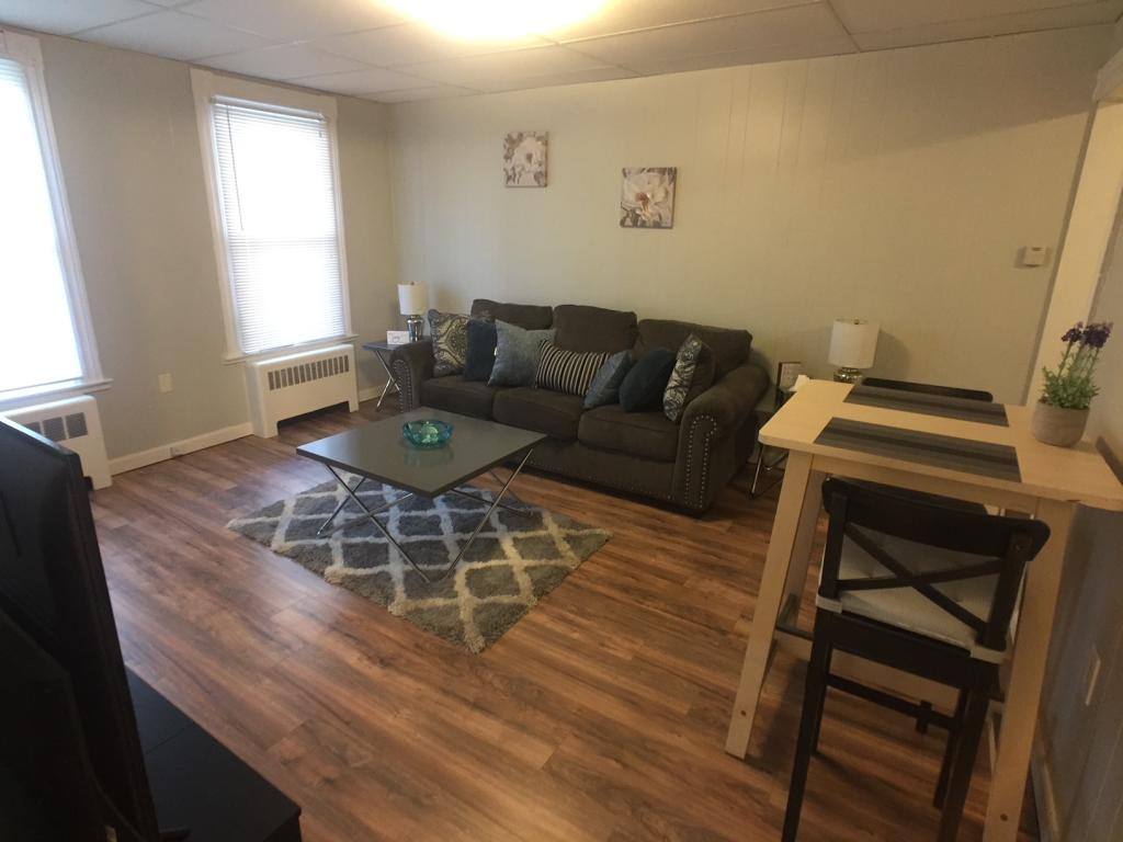 Apartment for rent at 282 Summer St, Manchester, NH 03103