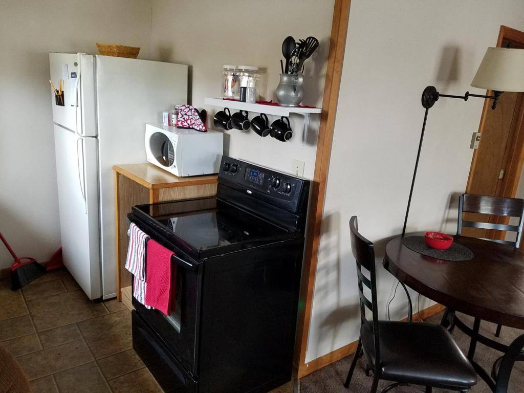 Apartment for rent at 250 Virgin Alley #C, Strattanville, PA 16258