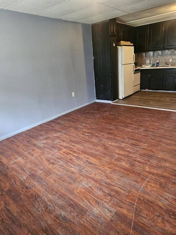 Apartment for rent at 412 NE 13th St, Casey, IL 62420