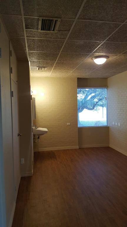 Apartment for rent at 400 Prather, Jacksonville, TX 75766