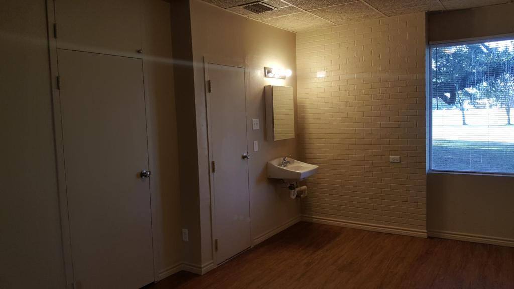 Apartment for rent at 400 Prather, Jacksonville, TX 75766