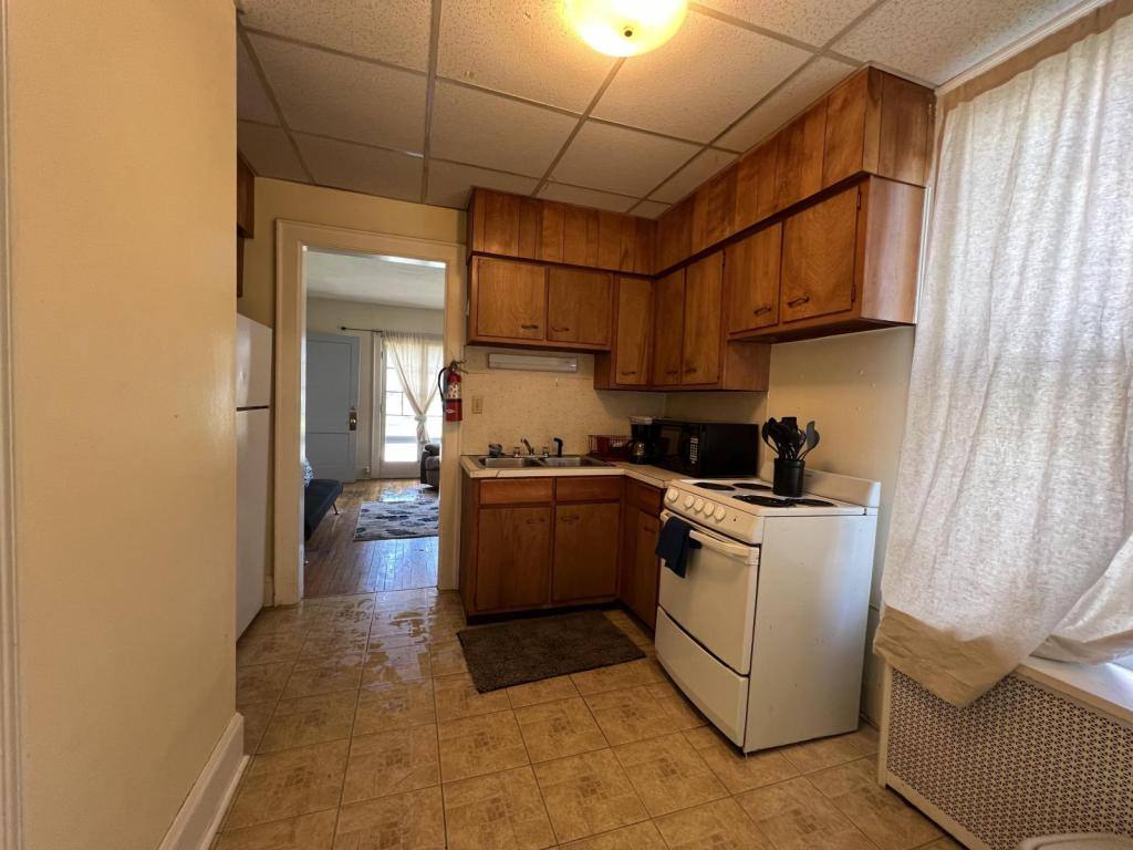 Apartment for rent at 31 Pleasant St, Utica, NY 13501