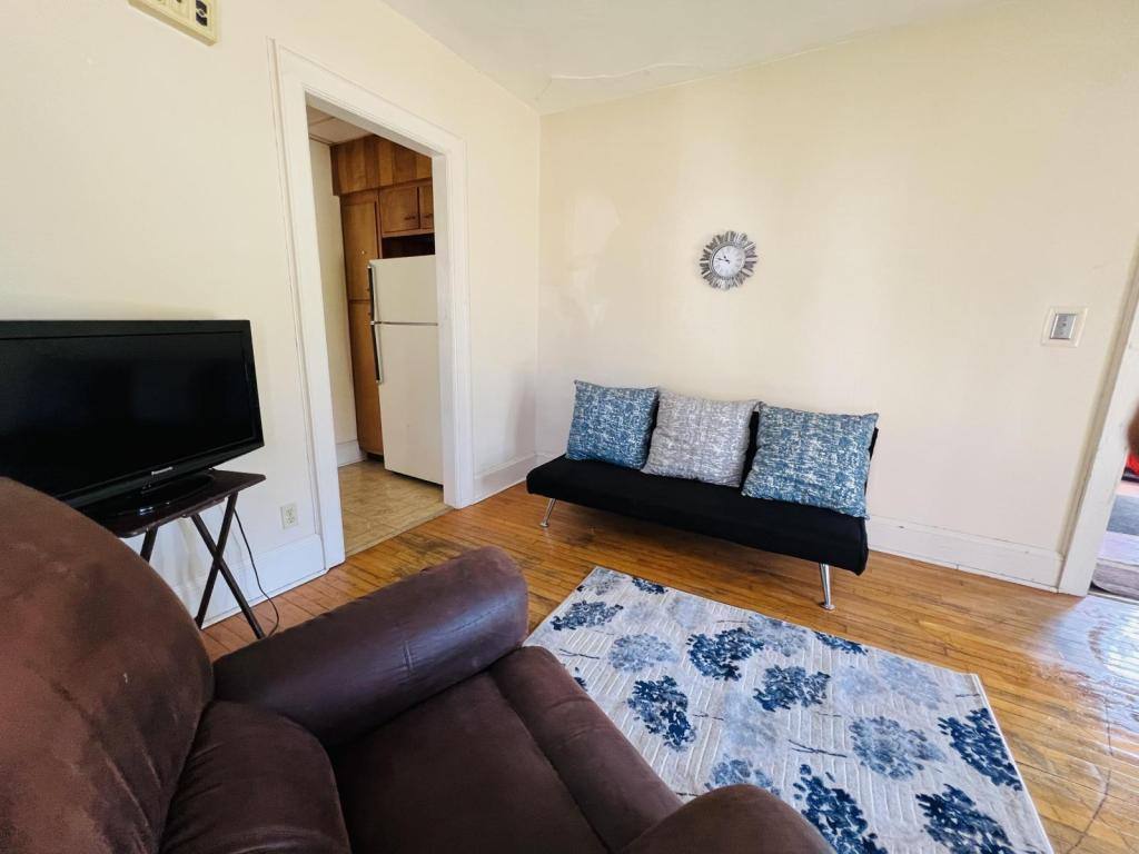 Apartment for rent at 31 Pleasant St, Utica, NY 13501