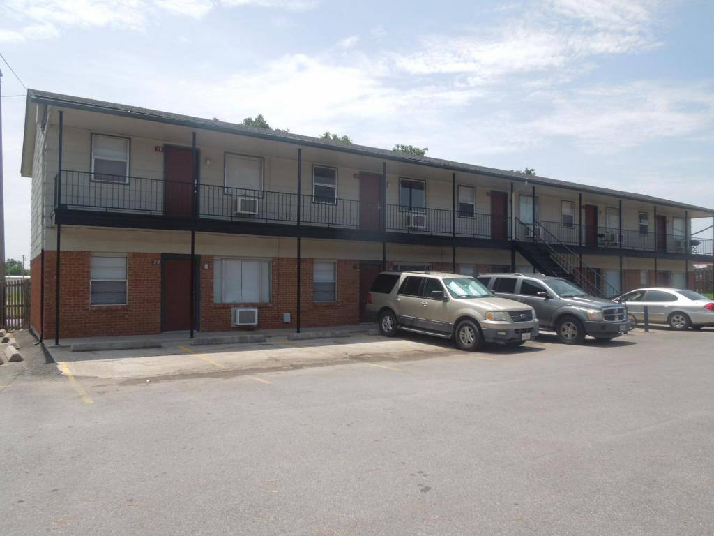 Apartment for rent at 2007 NW Lindy Ave, Lawton, OK 73507