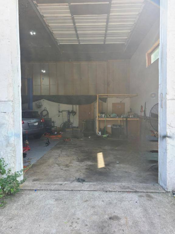 House for rent at 169 Johnsonville Rd #WHITE Shop, Bangor, PA 18013