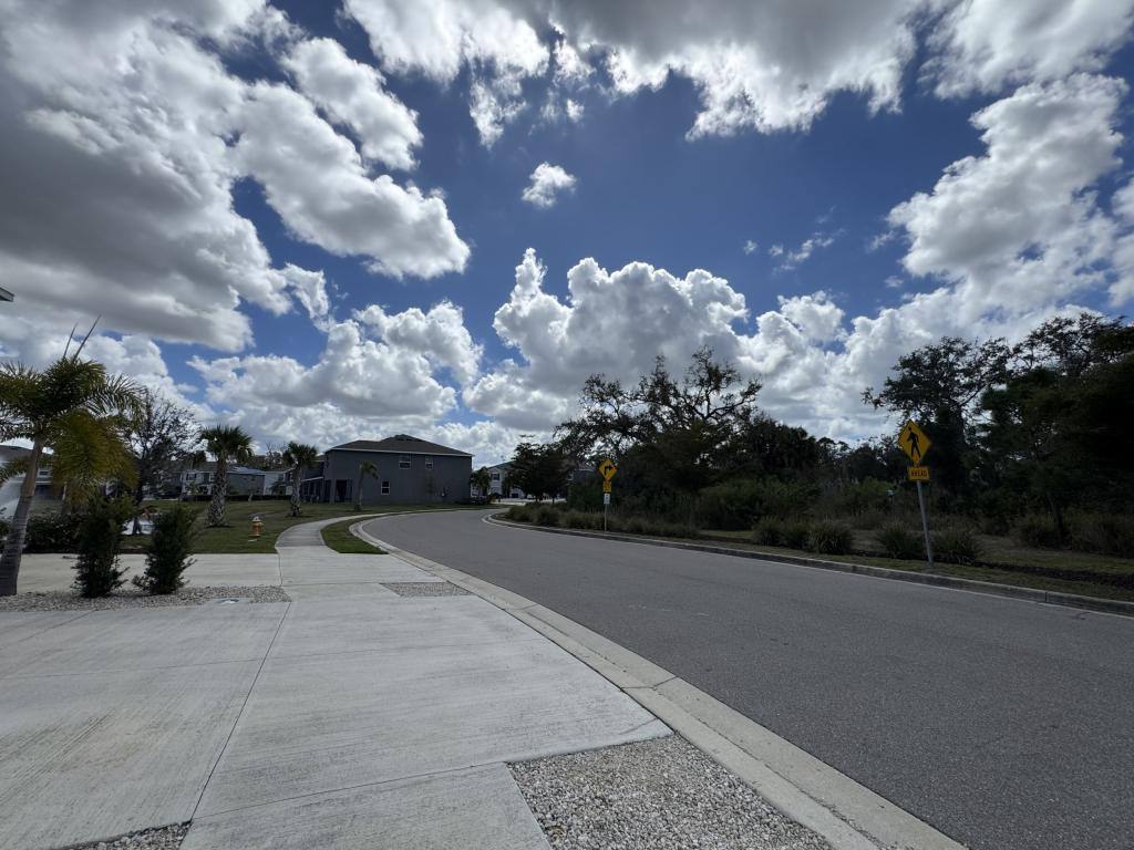 House for rent at 8809 Milestone Dr, Sarasota, FL 34238