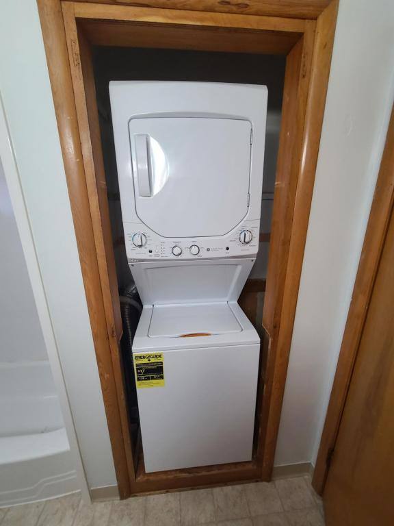 House for rent at 106 8th Ave NE, Mandan, ND 58554