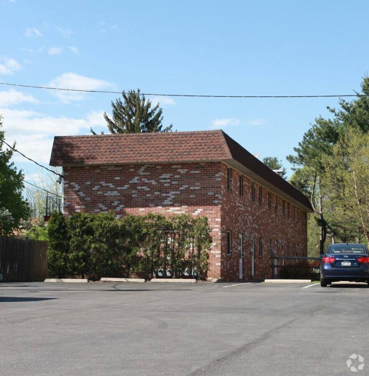 Apartment for rent at 459 Summer St #1, Schenectady, NY 12306