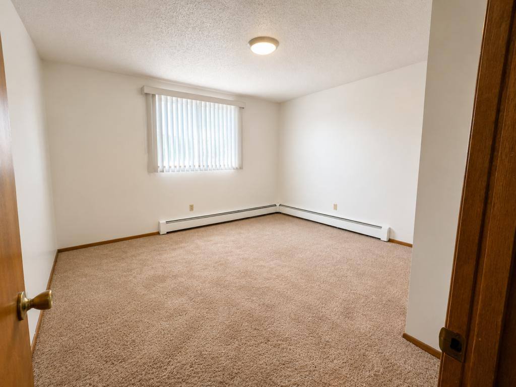 Apartment for rent at 1504 Shannon Dr NE, Mandan, ND 58554