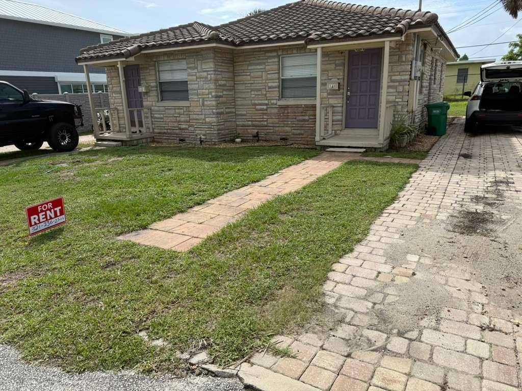 House for rent at 140 Frazar Rd, Daytona Beach, FL 32118