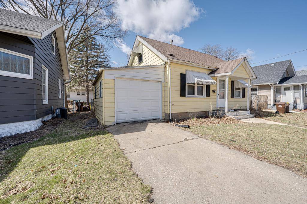 House for rent at 2208 Fremont St, Rockford, IL 61103