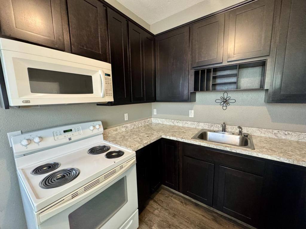 Apartment for rent at 112 2nd Ave NW, Mandan, ND 58554