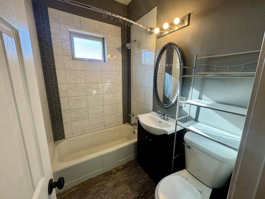 Apartment for rent at 112 2nd Ave NW, Mandan, ND 58554