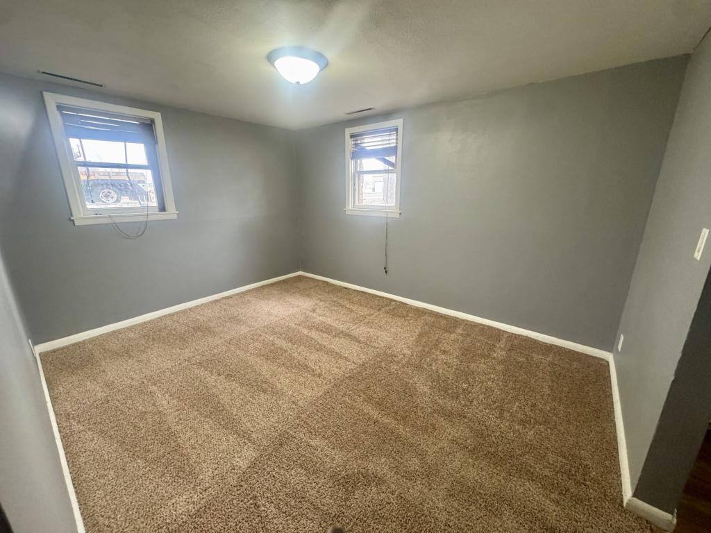 House for rent at 611 9th Ave SW, Mandan, ND 58554