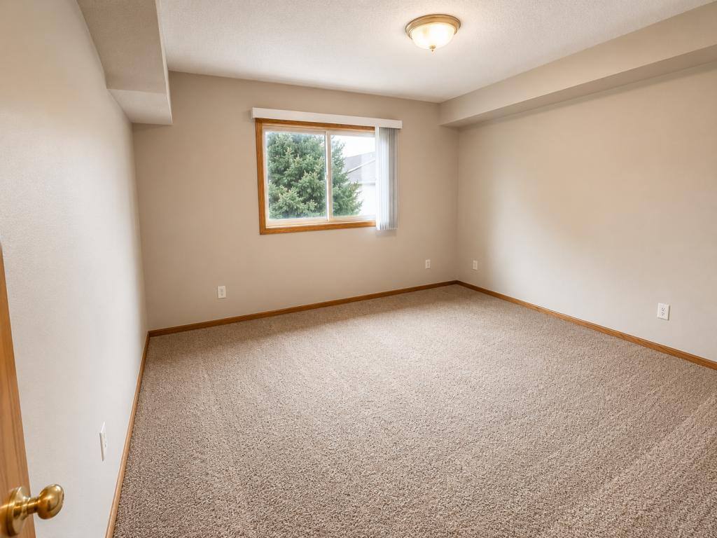 Apartment for rent at 4540 McKenzie Dr SE #4, Mandan, ND 58554