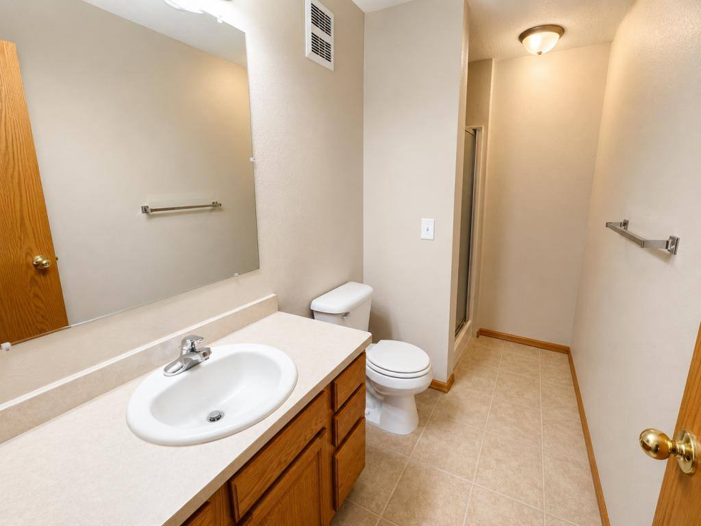 Apartment for rent at 4540 McKenzie Dr SE #4, Mandan, ND 58554