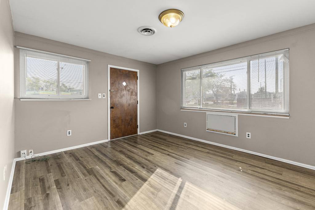 Apartment for rent at 1353 Goddard Rd, Lincoln Park, MI 48146