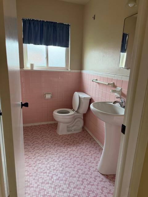 Apartment for rent at 16170 Regina, Taylor, MI 48180