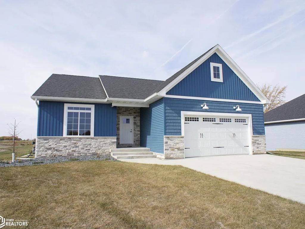 House for rent at 2505 N Terrace Dr, Webster City, IA 50595